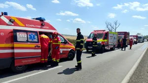 Accident rutier între două microbuze și un autoturism în Bihor. A fost activat Planul roșu de intervenție