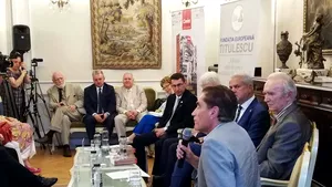 Dezvăluiri la lansarea volumului ”Mihai Caraman – un spion în Războiul Rece” | GALERIE FOTO