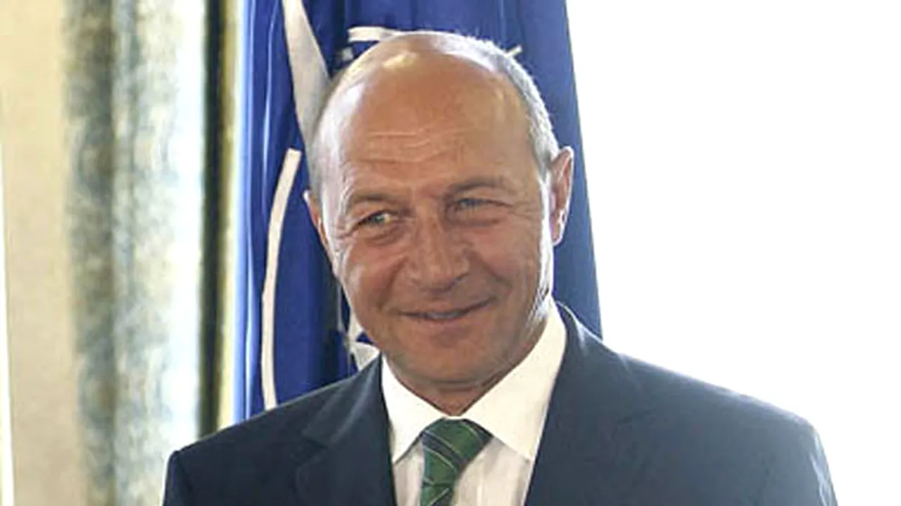 Băsescu: La MAI doar am mulţumit pentru efortul legat de găsirea armelor