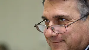 PRM pregăteşte o moţiune de cenzură care să ducă la căderea Guvernului