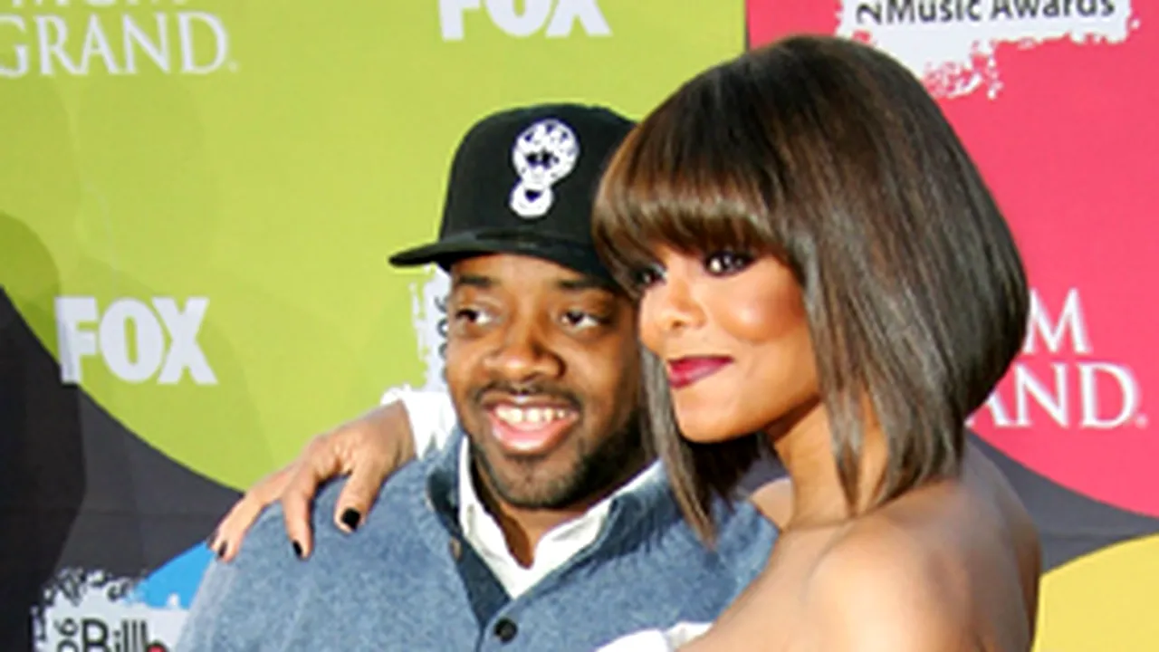 Janet Jackson trebuie să renunţe la dietă pentru a rămâne însărcinată