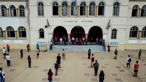 Coronavirus: Grecia reimpune restricţii, după o creştere semnificativă a cazurilor