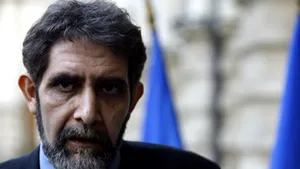 Pambuccian: Regret că nu am avut inspiraţia de a-l propune noi pe Iohannis