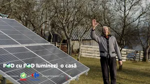 (P) Locuitori din comuna Scărişoara se bucură pentru prima dată de energie electrică
