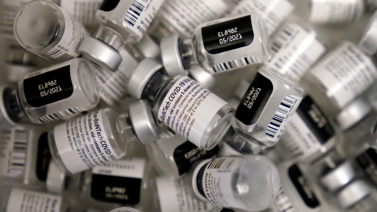 Tehnologia ARN mesager ar putea fi folosită pentru tratarea cancerului şi HIV
