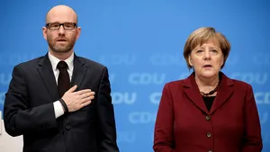 Secretarul general al Uniunii Creştin-Democrate din Germania şi-a anunţat demisia