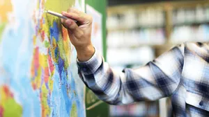 Manualul de Geografie, corectat de greşeli, REDISTRIBUIT elevilor. Când vin cărţile