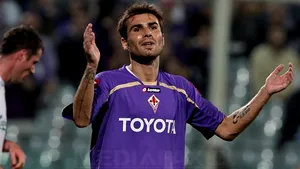 Fost antrenor italian: Mutu ar fi util la AC Milan