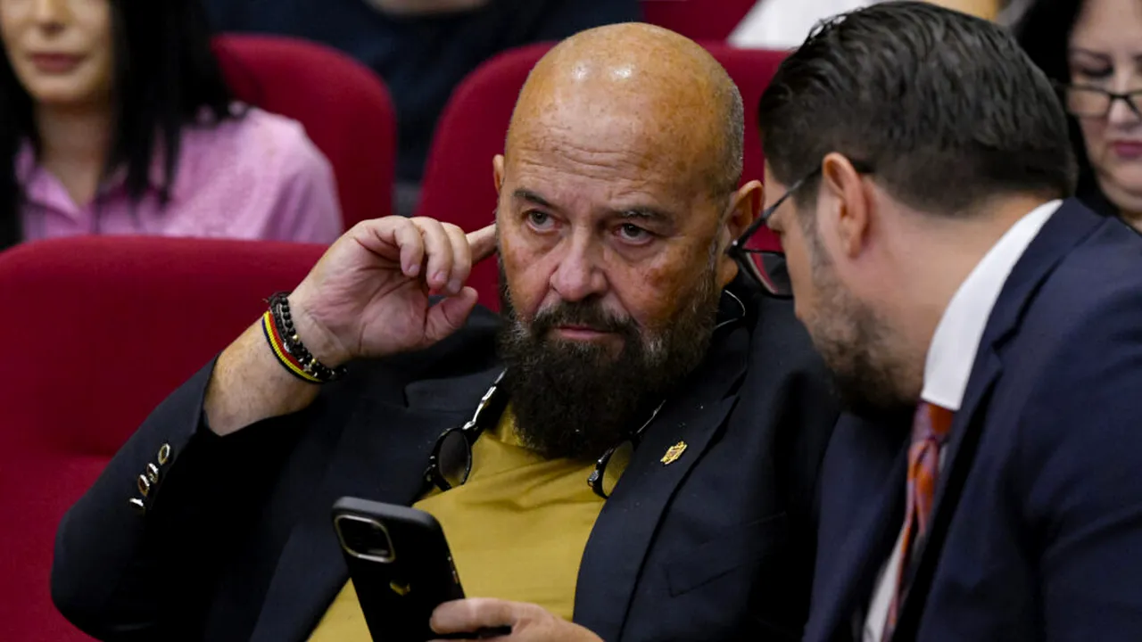 Proprietarul firmei îmi este prieten, dar nu am avut niciun schimb de informații, afirmă Piedone