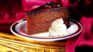 Cele mai stupide diete: de la cura cu prăjituri la dieta part - time