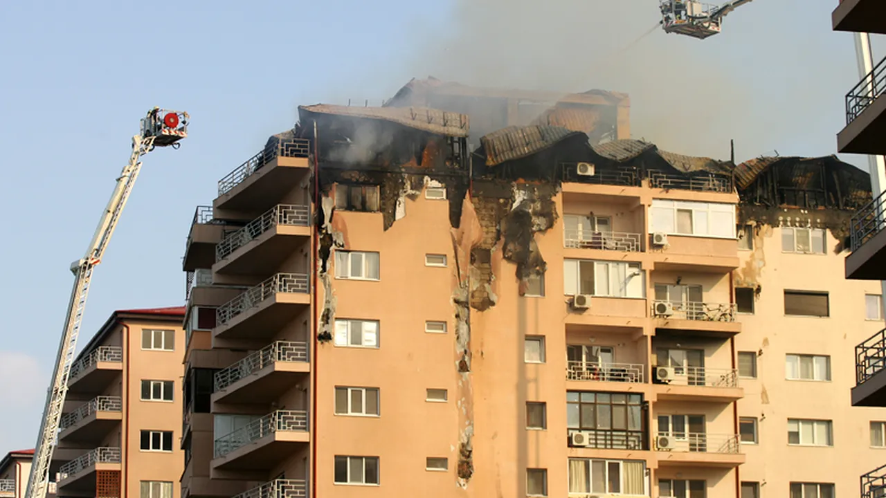 Incendiul din complexul rezidenţial de lângă Bucureşti. Raportul ISU. Gândul LIVE