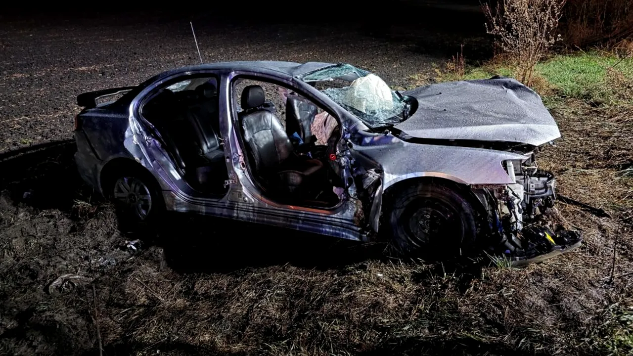 Accident grav în noaptea de sâmbătă spre duminică în județul Cluj: Două autoturisme implicate, cinci persoane încarcerate