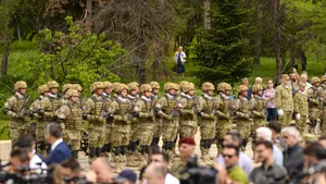 Ziua Forțelor Terestre: ceremonie militară și religioasă în Parcul „Carol I” din Capitală