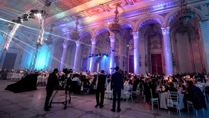 Halloween Charity Ball:Artişti şi oameni de afaceri susţin accesul la educaţia preşcolară în România - FOTO