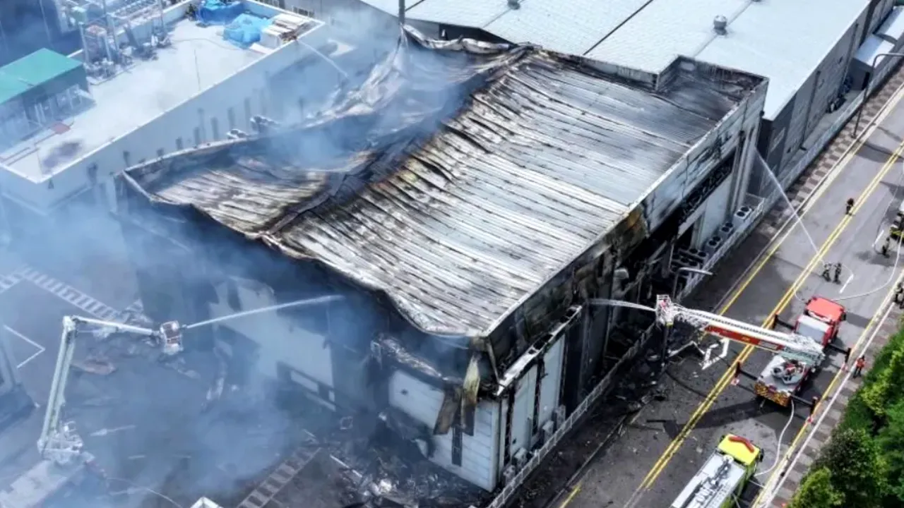 Incendiu la o fabrică de baterii din Coreea de Sud. Cel puţin 16 morţi 