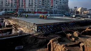 Lucrarea de refacere a Planșeului Unirii a ajuns într-o etapă importantă. Anunțul primarului Daniel Băluță