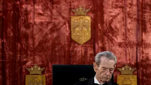 Şeful Casei Majestăţii Sale: Starea Regelui Mihai este foarte precară. Pentru moment, situaţia s-a stabilizat