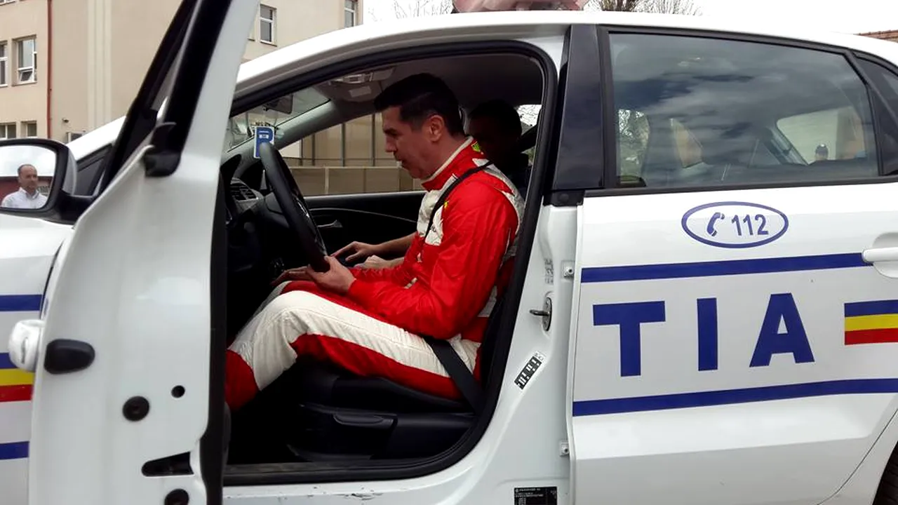 Fostul campion la box, Mihai Leu, elev pentru o zi la Şcoala de Poliţie. A făcut demonstraţii de derapaje controlate | FOTO