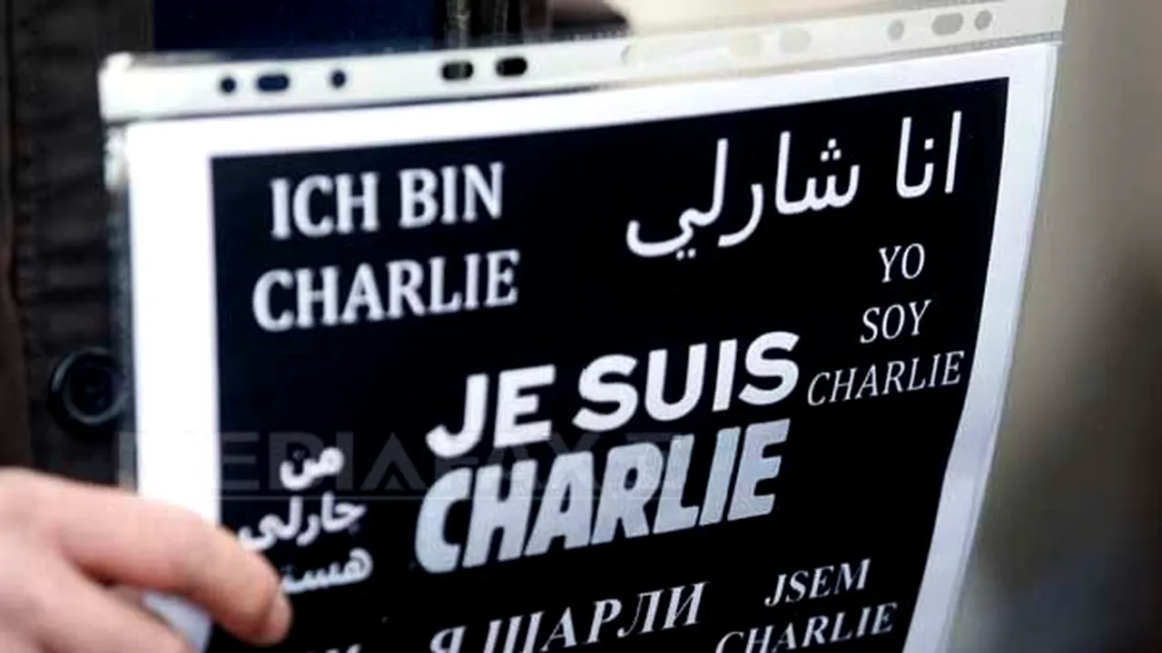 Numeroase persoane le-au adus un omagiu victimelor de la Charlie Hebdo, la o lună după atac
