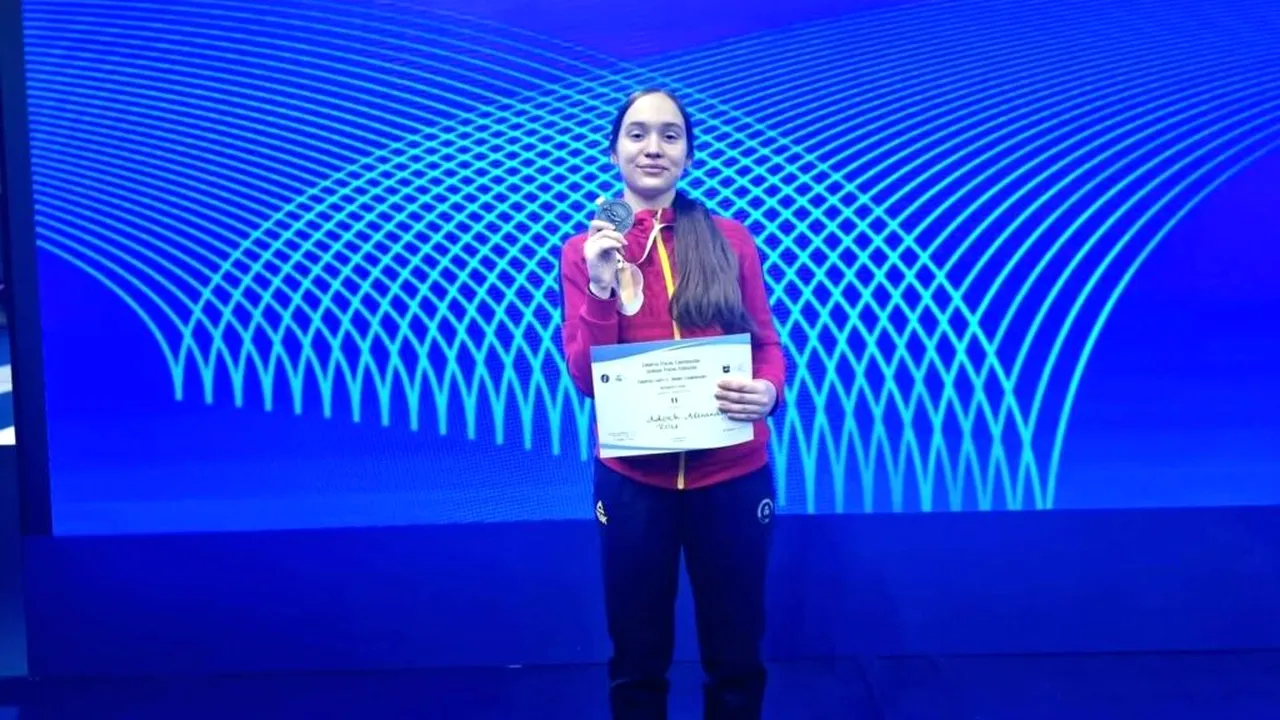 Scrimă: Medalie de argint pentru România la Campionatul European de Cadeți și Juniori de la Tbilisi