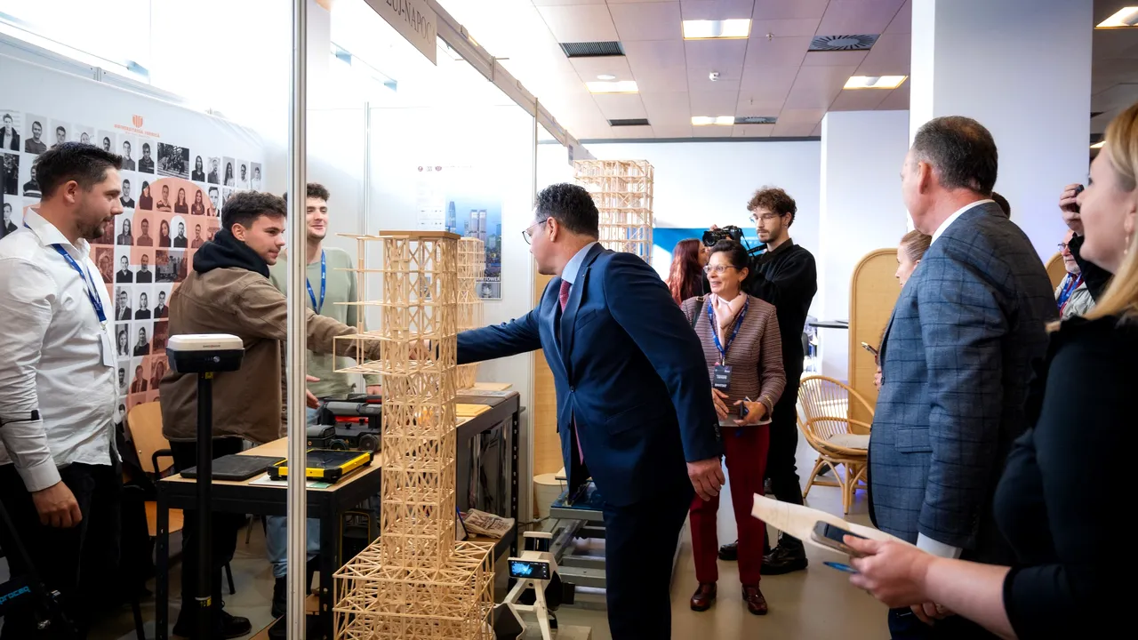 72 de IMM-uri clujene din IT au participat la Târgul Întreprinderilor Mici şi Mijlocii, ediţia 2023
