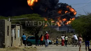 Incendiul de la rafinăria Amuay din Venezuela s-a extins