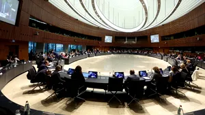 Dumitru Chisăliță discută despre securitatea aprovizionării cu energie în această iarnă la prima reuniune a Consiliului TTE Energie de la Luxemburg de la preluarea mandatului