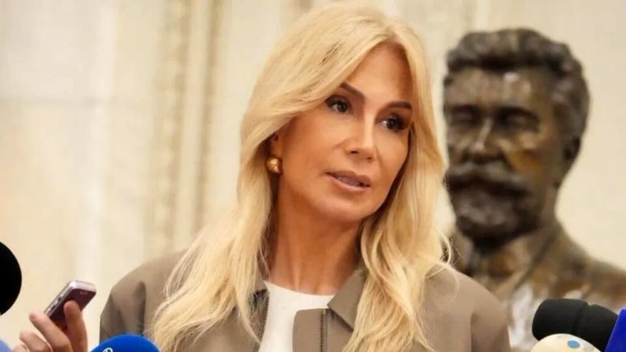 „Conflict de interese cât clădirea ministerului”. Raluca Turcan, atac dur la ministrul Culturii