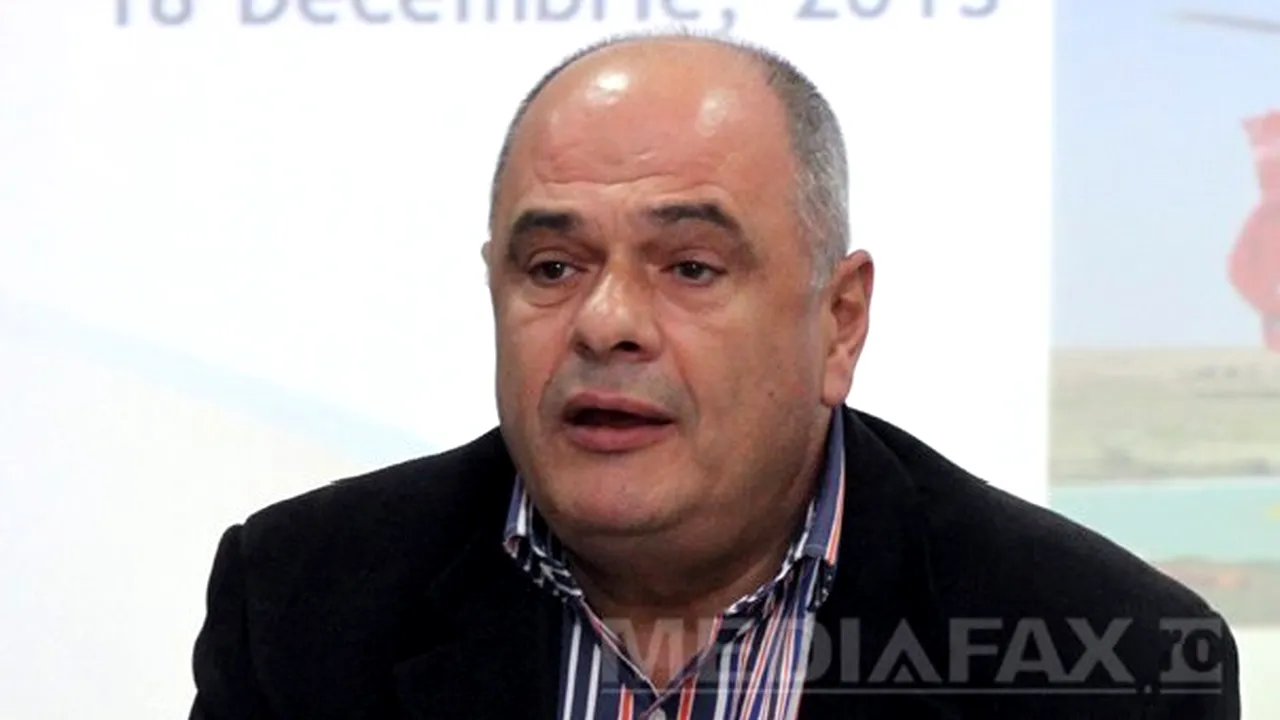 Vicepreşedintele Consiliului Judeţean Constanţa a verificat drumurile cu elicopterul: Pentru acest scop a fost cumpărat - VIDEO