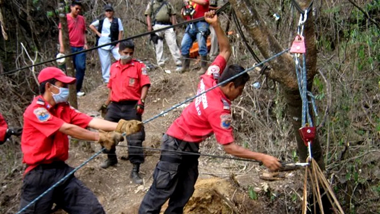 Peste 50 de cadavre, găsite într-o groapă comună din Mexic