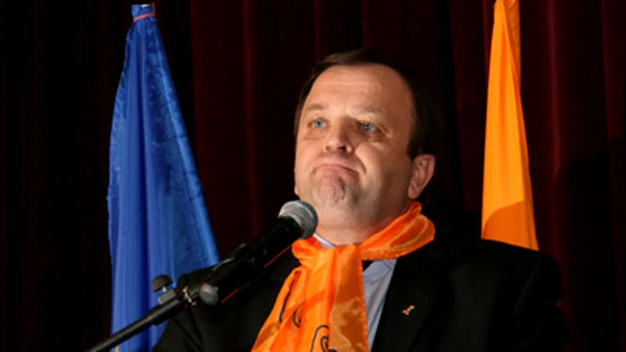 Flutur: Graniţele dintre fostul PLD şi fostul PD trebuie să dispară cât mai repede