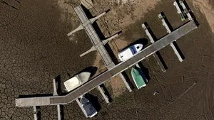 Caniculă, secetă şi incendii de vegetaţie. Portugalia este în stare de alertă