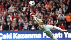 Celta Vigo, cu Ionuț Radu titular, caută „remontada” în Europa League / Andrei Rațiu, la un pas de istorie cu Rayo Vallecano, în Conference League