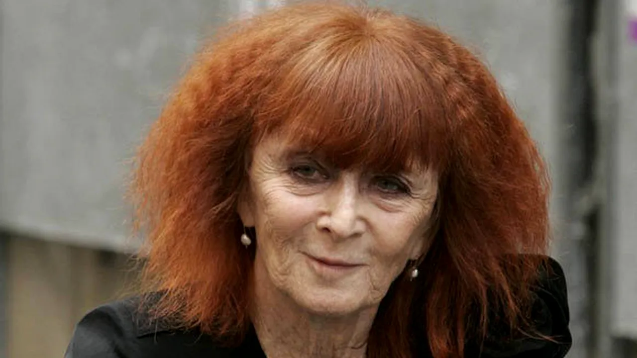 A murit creatoarea franceză de modă de origine română Sonia Rykiel