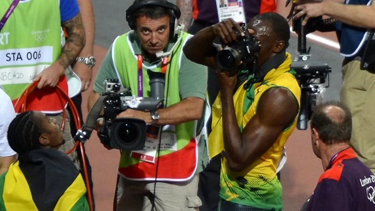 Aparatul foto folosit de Usain Bolt la Jocurile Olimpice, scos la vânzare pe e-bay. Când se încheie licitaţia şi care este cea mai mare sumă oferită până acum 