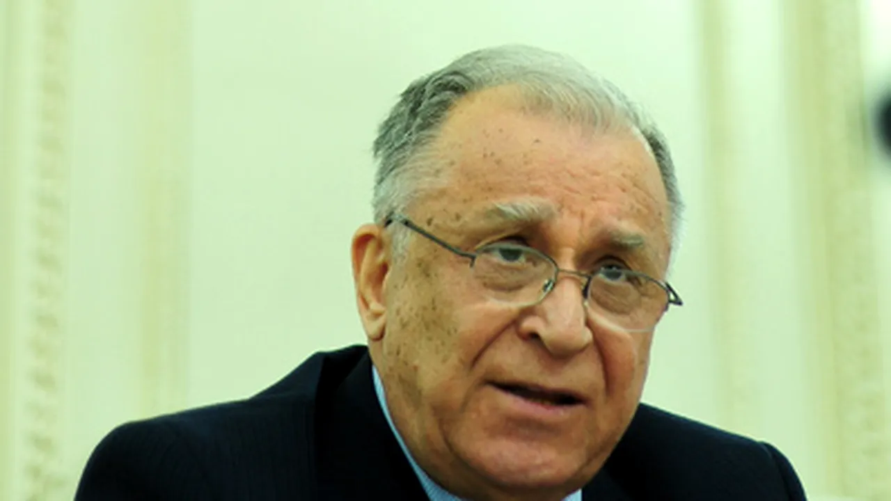 Iliescu: PSD nu îşi schimbă poziţia, Băsescu ar putea face pe conciliatorul