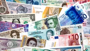 Monedele din Europa de Est au scăzut puternic faţă de francul elveţian