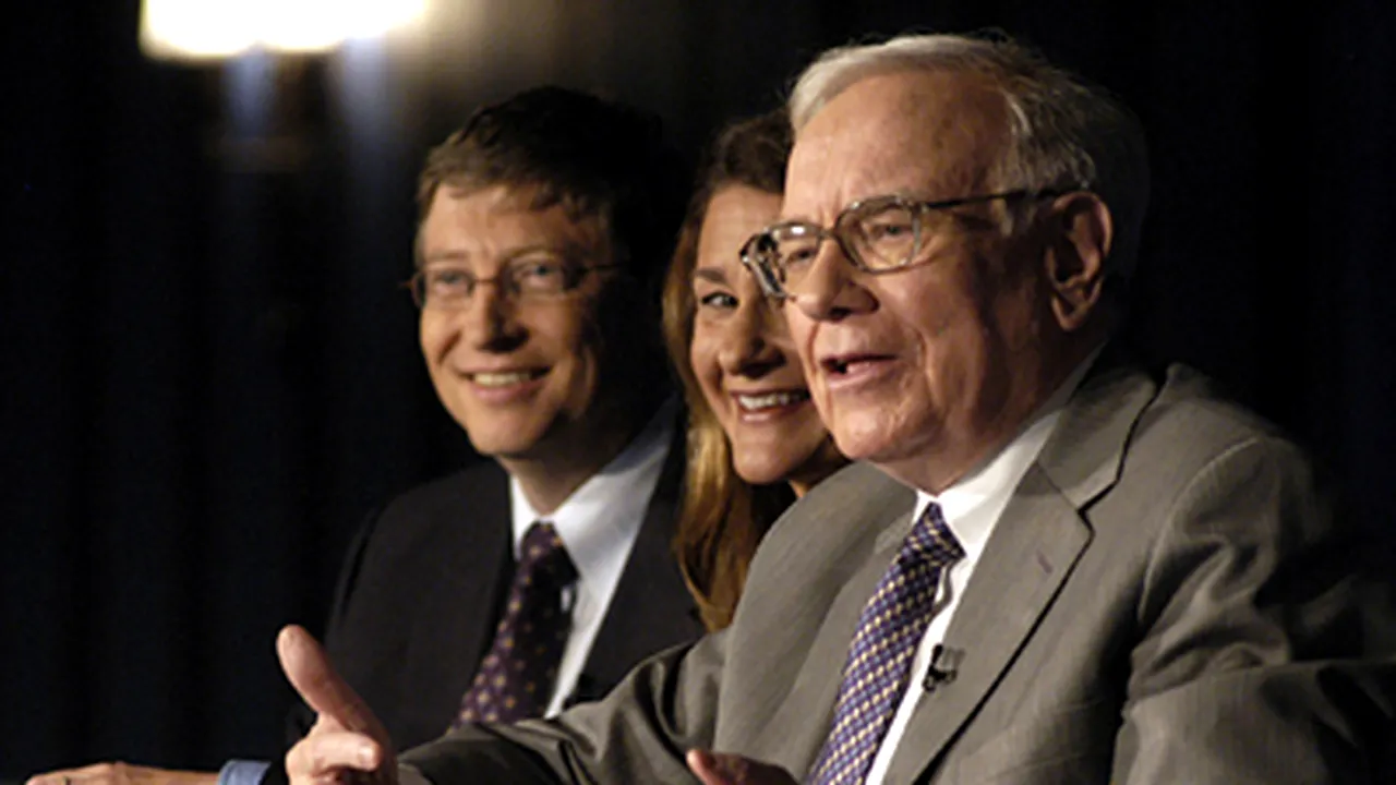 Warren Buffett a donat acţiuni în valoare de 1,5 miliarde de dolari fundaţiei lui Bill Gates