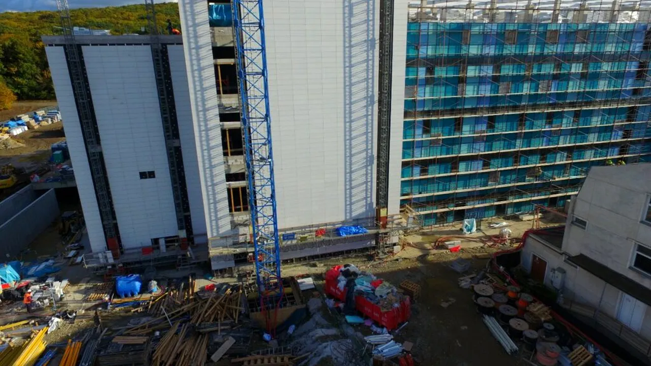 Centrul de Arși din Târgu Mureș intră în etapa finală de construcție, anunță Ministrul Sănătății