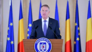 Iohannis decorează mai mulţi medici cu ocazia Zilei Mondiale a Sănătăţii