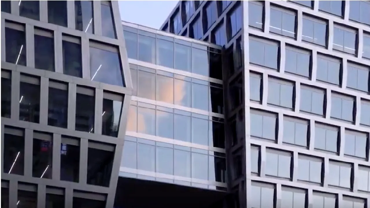 Un zgârie-nori spectaculos inspirat de Coloana Infinitului a lui Brâncuşi, inaugurat în China - VIDEO