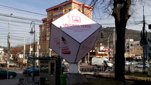 Au apărut primele afişe electorale, deşi nu a fost stabilită încă data alegerilor locale. Explicaţia preşedintelui de partid