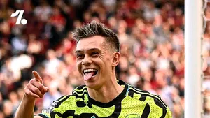 Arsenal îşi recapătă poziţia de lider după 1-0 pe terenul lui Manchester United