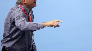 Omer, suspendat din funcţia de antrenor principal al naţionalei de handbal masculin