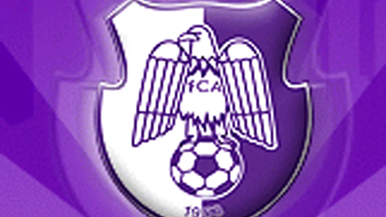 Zece jucători ai echipei FC Argeş au depus memorii pentru a deveni liberi de contract