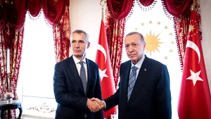 Stoltenberg speră să îl convingă pe Erdogan să accepte admiterea Suediei în NATO 