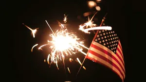 4 iulie, Ziua Independenţei. Americanii îşi serbează libertatea. Data la care 13 colonii îşi declarau independenţa faţă de Imperiul Britanic
