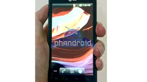 Primul telefon full 3D din lume. Cum arată LG Optimus 3D