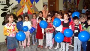 Gândul: Şcolile bucureştene vor fi transformate în grădiniţe
