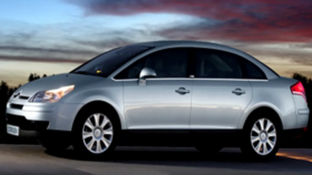 Citroen vrea să vândă în România 400 de maşini C4 Sedan